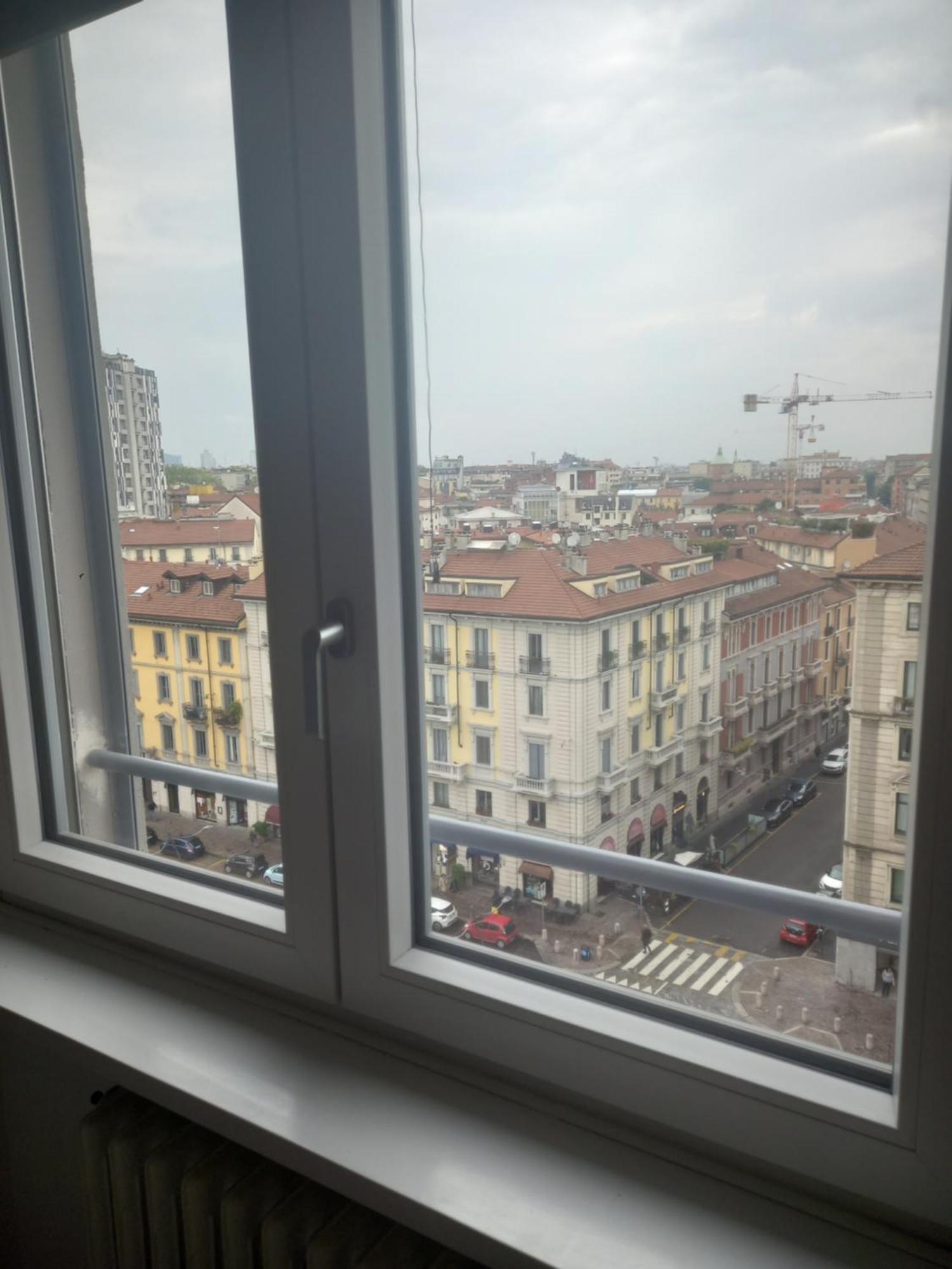 Apartment - Porta Romana Newly 2 Bedrooms With 2 Bathrooms Subway Metro 3 Stops To Duomo