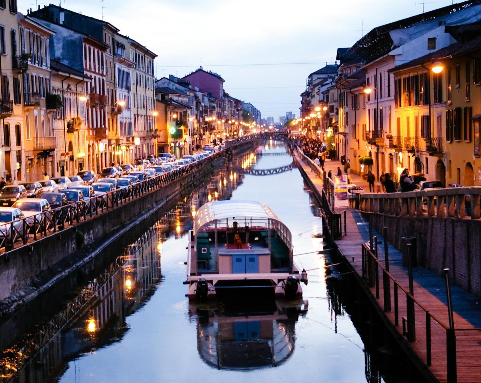 Apartment - Porta Romana Newly 2 Bedrooms With 2 Bathrooms Subway Metro 3 Stops To Duomo